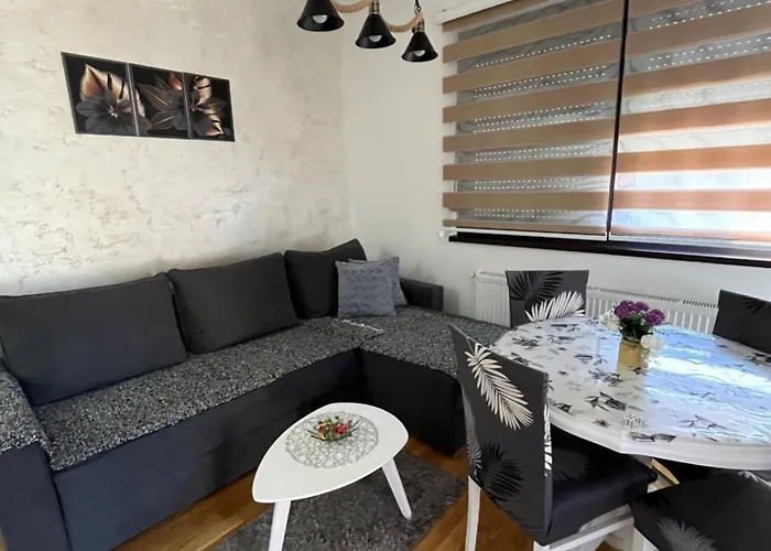 Lägenhet D & Nn Zlatibor